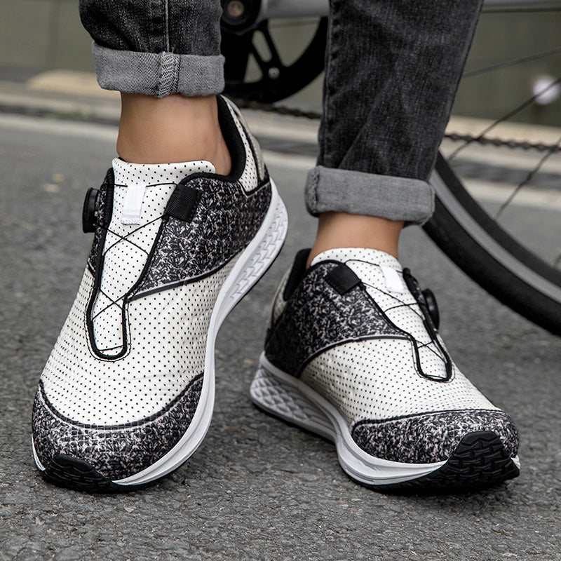 Aoraki Cycling Shoes DC-00018 - DC-00018-BW - A59A8717.jpg